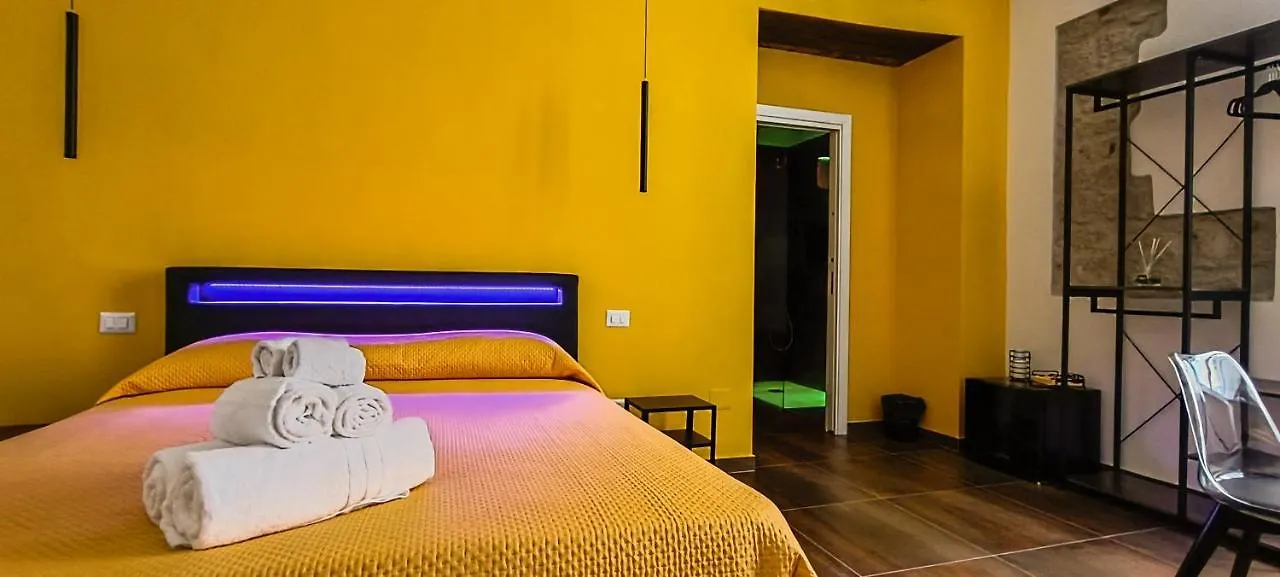 Casa Calu' Maschio Angioino Bed & Breakfast Naples
