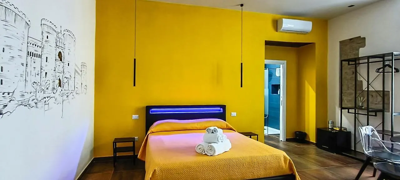 Casa Calu' Maschio Angioino Bed and Breakfast Νάπολη